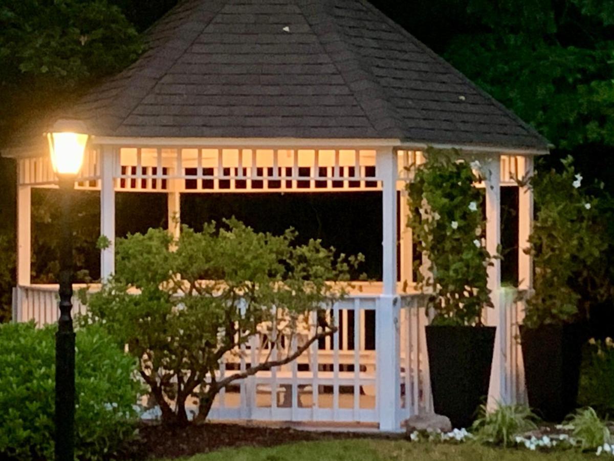 Ashley Manor Bed & Breakfast Barnstable Luaran gambar