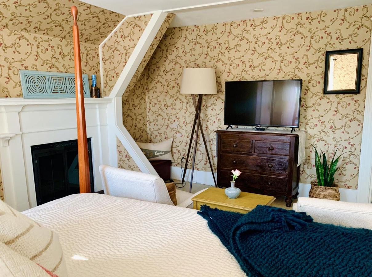 Ashley Manor Bed & Breakfast Barnstable Luaran gambar